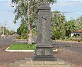Winton War Memorial - Getaway Accommodation 0