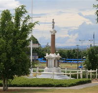 Booval War Memorial - Getaway Accommodation