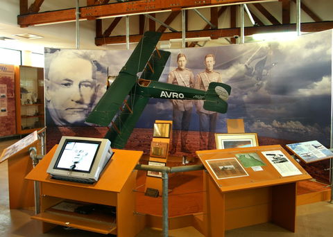 Waltzing Matilda Centre - Getaway Accommodation 1