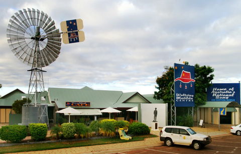 Waltzing Matilda Centre - Getaway Accommodation 3