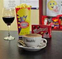 Mansfield Armchair Cinema - Getaway Accommodation