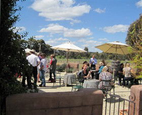 Flynns Wines & Heathcotean Bistro - Getaway Accommodation 0