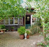 Gumnut Hideaway Gallery - Getaway Accommodation