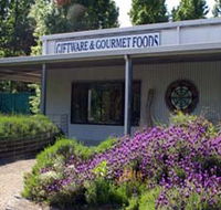 Crisp Galleries - Getaway Accommodation