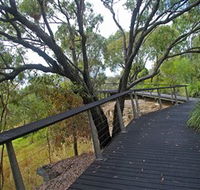 Canoe Point Beach and Parklands - Getaway Accommodation