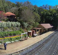 Spring Bluff Railway Station - Getaway Accommodation