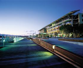 King Street Wharf - Getaway Accommodation 0