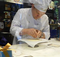 Lindt Chocolate Caf Martin Place - Getaway Accommodation