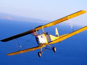 Adelaide Biplanes - Getaway Accommodation 2