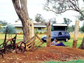 Charleville - Graham Andrews Parklands - Getaway Accommodation 3