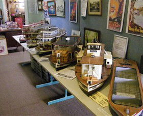 Wentworth Model Paddlesteamer Display - Getaway Accommodation 1