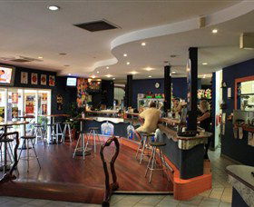 Humpty Doo Tavern - Getaway Accommodation 2