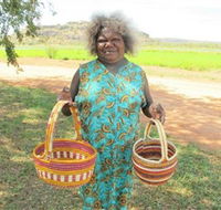 Injalak Arts and Crafts - Getaway Accommodation