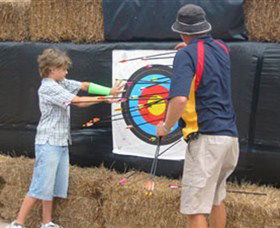 Flight Path Golf And Archery Range - Getaway Accommodation 3