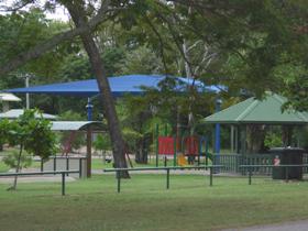 Toolakea Beach - Getaway Accommodation 1