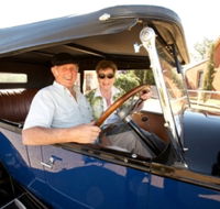 Maxs Motor Museum - Getaway Accommodation