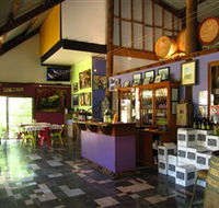 Cargo Road Wines - Getaway Accommodation