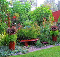 Out of Town Nursery and Humming Garden - Getaway Accommodation