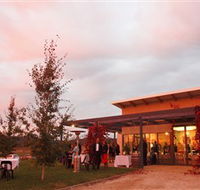 Amulet Vineyard and Beechworth Cider - Getaway Accommodation