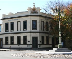 Beechworth Honey Discovery - Getaway Accommodation 0