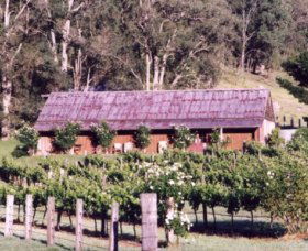 Undercliff Winery And Gallery - Getaway Accommodation 0