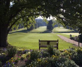 Moss Vale Golf Club - Getaway Accommodation 1