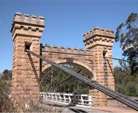 The Hampden Bridge Experience - Getaway Accommodation 0