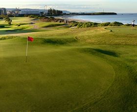 Wollongong Golf Club - Getaway Accommodation 1