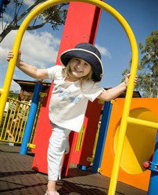 Doug Larsen Park - Getaway Accommodation 2