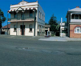 Wingham Self-Guided Heritage Walk - Getaway Accommodation 0