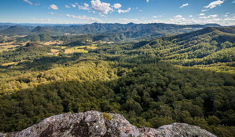 Flat Rock Lookout - Getaway Accommodation 0