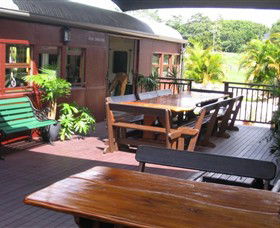 Red Rattlers Gallery - Getaway Accommodation 1