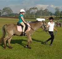 Port Macquarie Horse Riding Centre - Getaway Accommodation