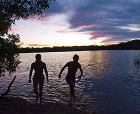 Lake Ainsworth - Getaway Accommodation 1
