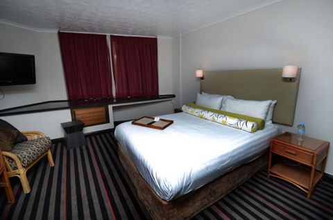 Rydges Southbank Townsville - Getaway Accommodation 2