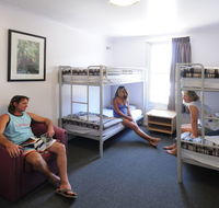 Yamba YHA - Getaway Accommodation
