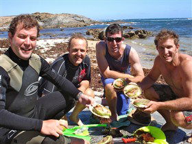 Goin' Off Safaris - Getaway Accommodation 13