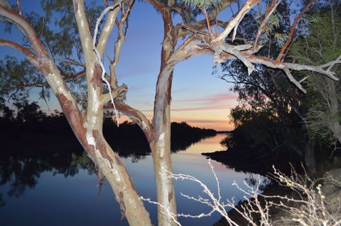 Stars, Parks And Legends Drive - Getaway Accommodation 10