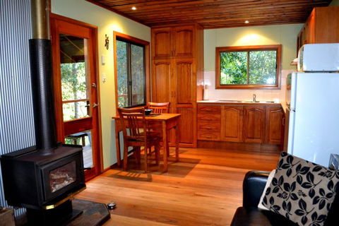 Waterfall Hideout-Rainforest Cabin For Couples - Getaway Accommodation 0
