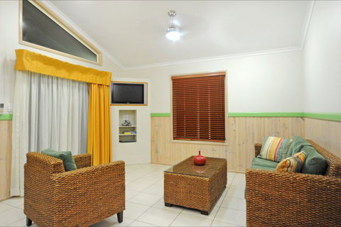 BIG4 Adventure Whitsunday Resort - Getaway Accommodation 11