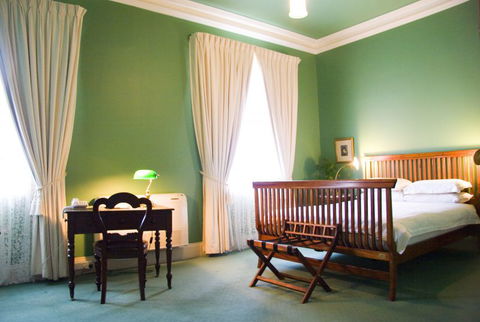 Imperial Fine Accommodation - Getaway Accommodation 1
