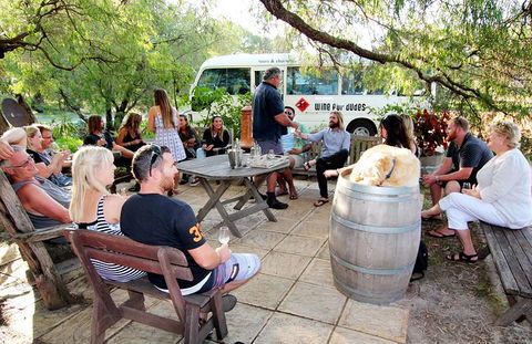 Wine, Food & Beer Tour (departing Dunsborough, Busselton, Yallingup) - Getaway Accommodation 1