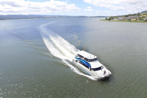 Batman Bridge 4 Hour Luncheon Cruise Including Sailing Into The Cataract Gorge - Getaway Accommodation 1
