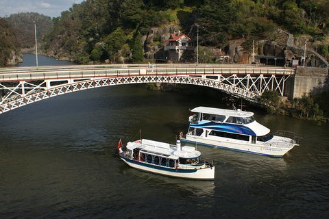Batman Bridge 4 Hour Luncheon Cruise Including Sailing Into The Cataract Gorge - Getaway Accommodation 0