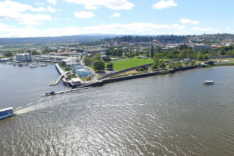 Batman Bridge 4 Hour Luncheon Cruise Including Sailing Into The Cataract Gorge - Getaway Accommodation 3