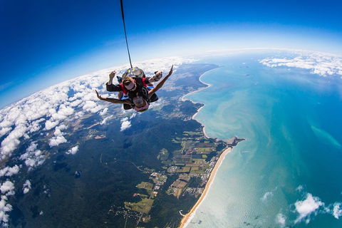 Beach Skydive From Up To 15000ft Over Mission Beach - Getaway Accommodation 4