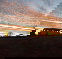 Bus Transfer Alice Springs to Ayers Rock Resort - Getaway Accommodation