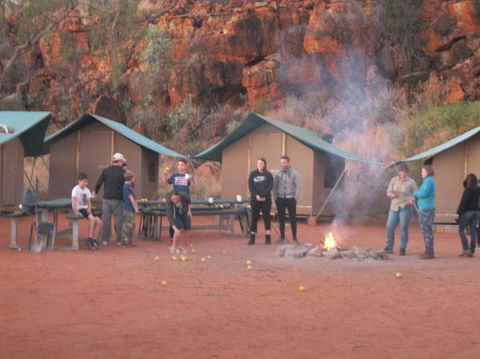 3-Day Uluru And Kings Canyon Camping Experience From Alice Springs Including Outback BBQ Dinner - Getaway Accommodation 3