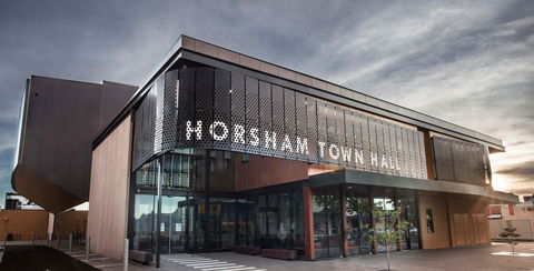 Horsham Town Hall & Regional Art Gallery - Getaway Accommodation 0