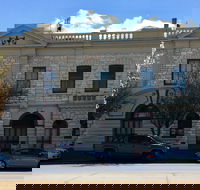 Naracoorte Town Hall - Getaway Accommodation